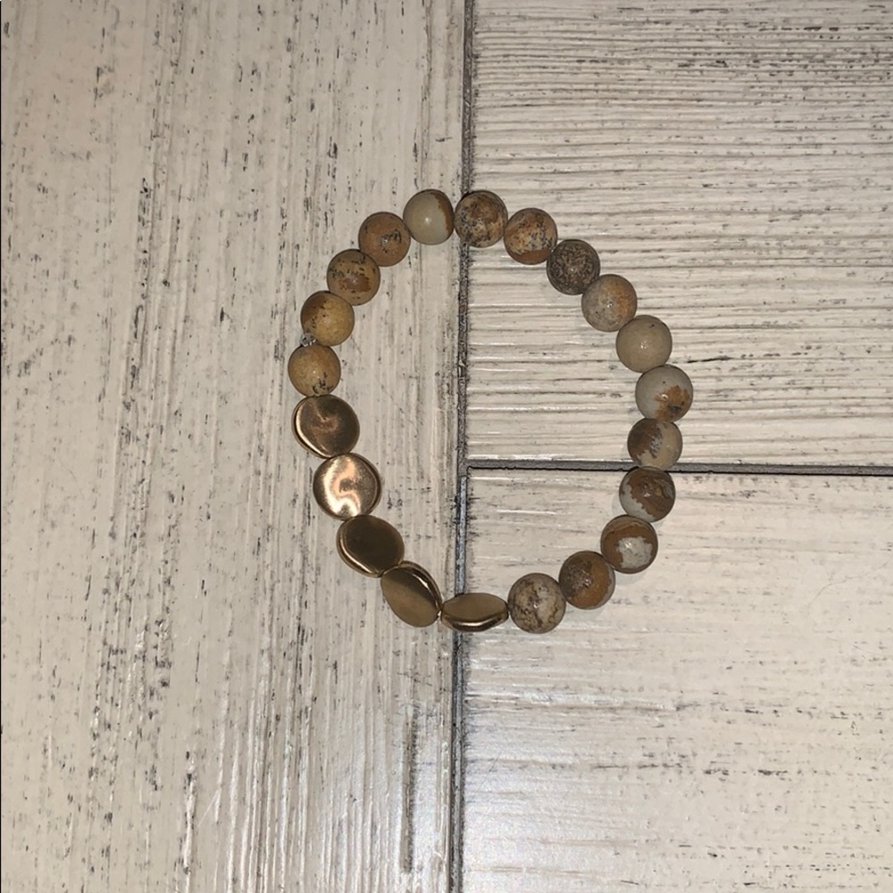 Tan and gold beaded bracelet